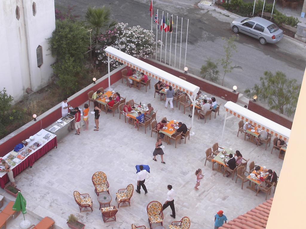 Mood Beach Hotel Алтинкум Экстерьер фото