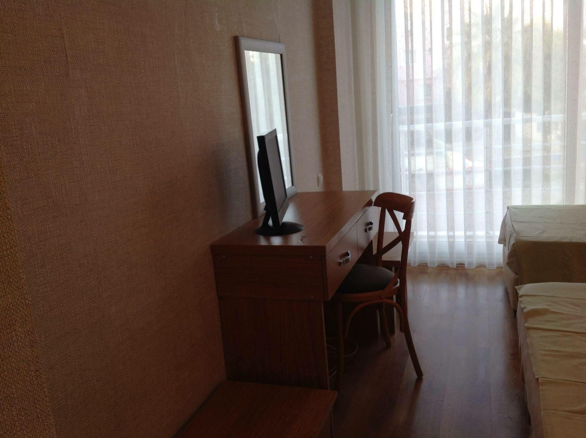 Mood Beach Hotel Алтинкум Экстерьер фото